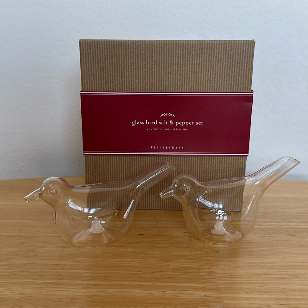 Pottery Barn Holiday Christmas Bird Salt & Pepper Shaker Set Glass